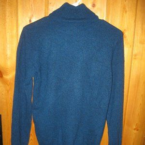 Orvis women's cashmire turtleneck, small